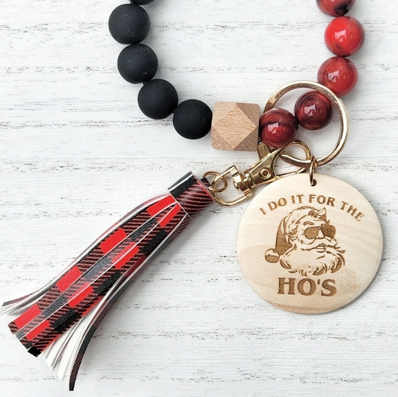 CHRISTMAS 🎄 Keychain Wristlet with Laser Engraved Pendant *HANDCRAFTED* - Picture 2 of 5